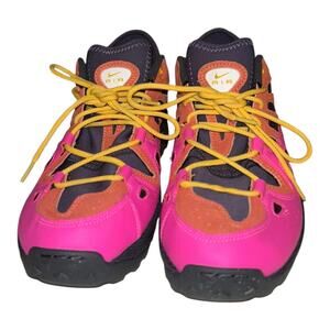 Nike ACG Air Exploraid Light WildMango Dark Raisin Laser Fuchsia University Gold